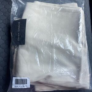 Daisy Grace Beige Wide Leg Pants S size Regular length